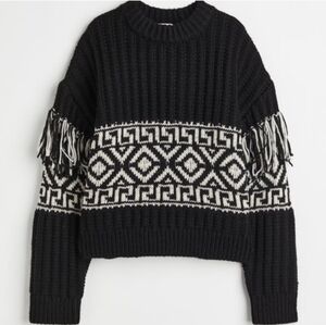 H&M NWT Oversized Knit Fringe Sweater,  Size XL